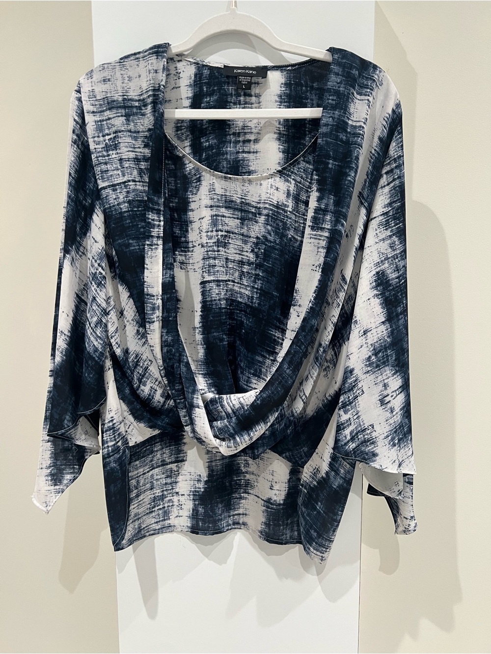 Karen Kane Draped Brushstroke Top in Navy and White
